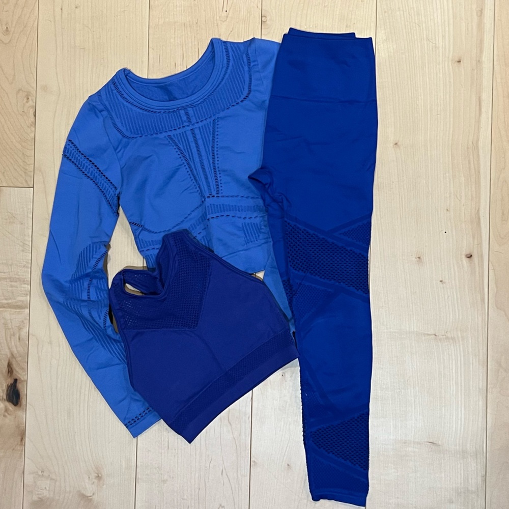 Blue Fabletics Work Out Set
